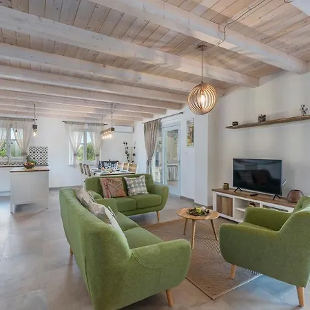 Villa-osmium Smoljanci