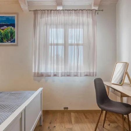 Villa Villa-osmium