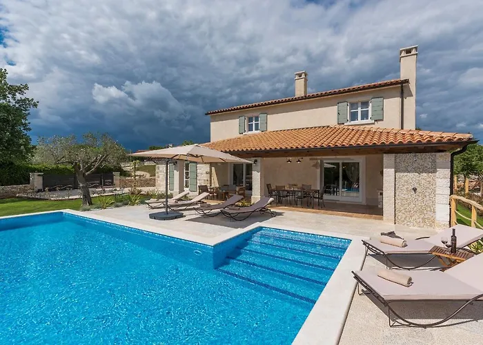 Villa-osmium Villa Smoljanci