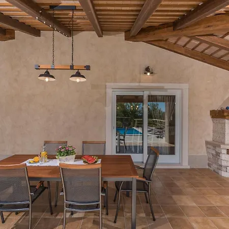 빌라 Villa-osmium *